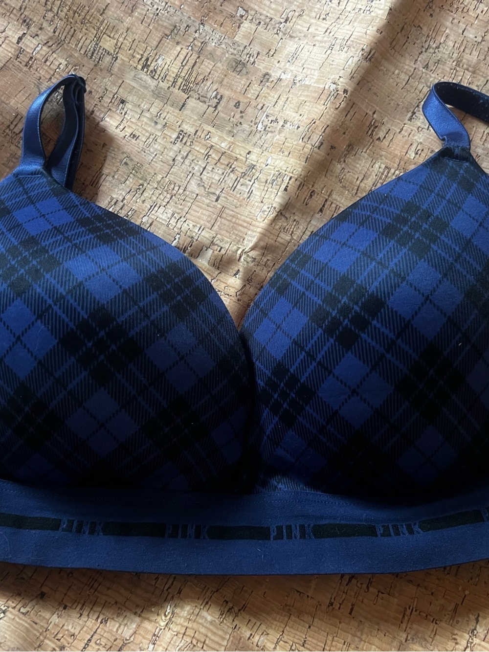 PINK Victoria's Secret Blue Plaid Wireless T-Shirt Bra